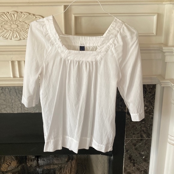 GAP Tops - Gap XS white blouse